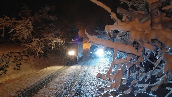 Köylerde ulaşıma kar engeli