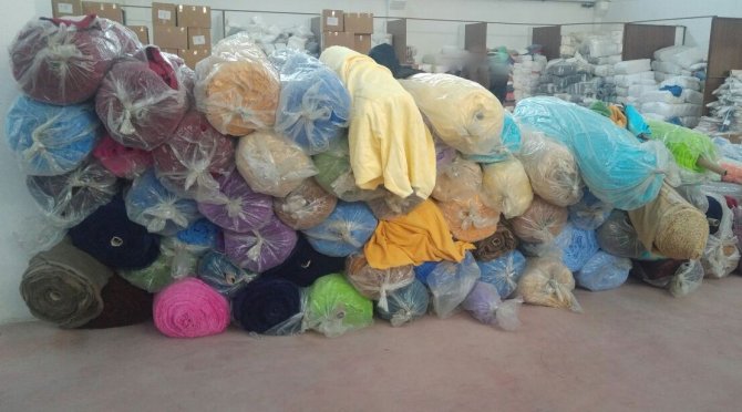 Denizli'de tekstil hırsızlığı zanlıları yakalandı