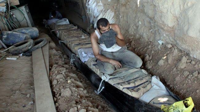 'Gazze, Mursi döneminde açık olan tünellerle nefes alıyordu'