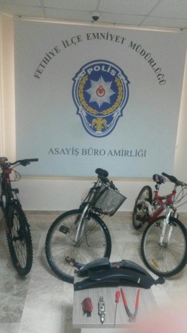 Gürcü Bisiklet Hırsızları Yakalandı