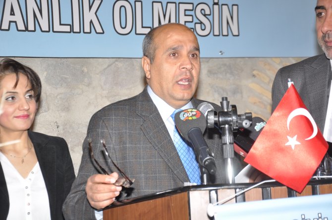 İzmir’de 113 STK’den ‘İnsanlık ölmesin, analar ağlamasın’ çağrısı