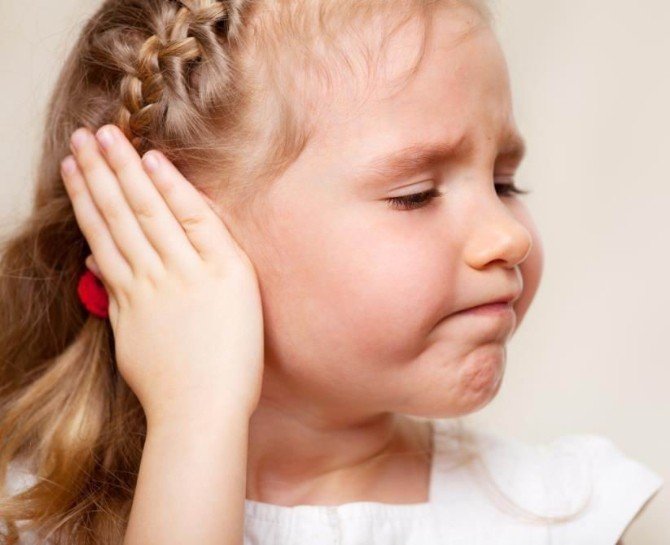 Kulak Elleme Alışkanlığı Hastalık Habercisi Olabilir