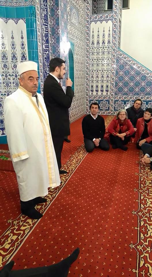 70 Alman milletvekili Hataylı imamı camide ziyaret etti