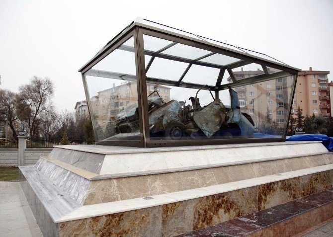 Uğur Mumcu’nun Otomobili Adının Verildiği Parkta Sergilenecek