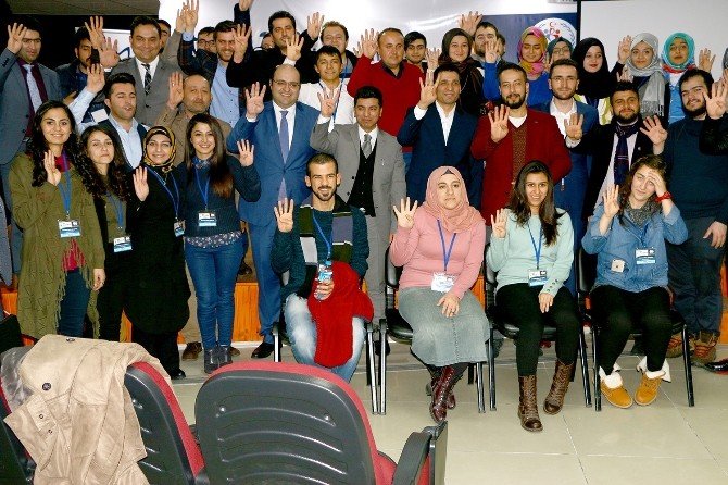 Aziziye Belediye Başkanı Muhammed Cevdet Orhan, 2023 Gençlik Politikaları Çalıştayı’nda Konuştu…