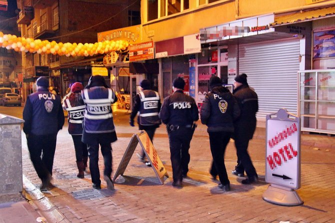 Kırşehir Emniyet'inden suçu önlemede ‘şok uygulama faaliyeti’