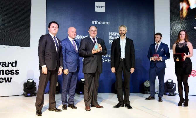 Türk Traktör Genel Müdürü Marco Votta’ya En İyi Performans Gösteren Ceo’lar Araştırması’nda İkincilik Ödülü
