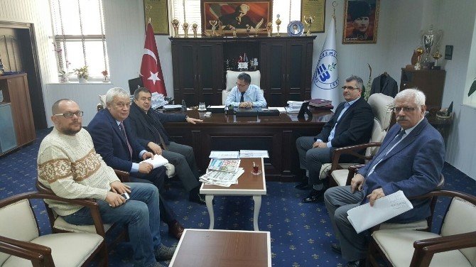 Balıkesir Milletvekili Ali Aydınlıoğlu Edremit Belediyesine Ve Baski Müdürlüğüne Ziyaretlerde Bulundu