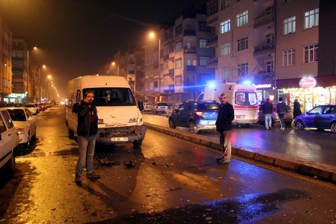 Kayseri’de Zincirleme Kaza: 1 Yaralı