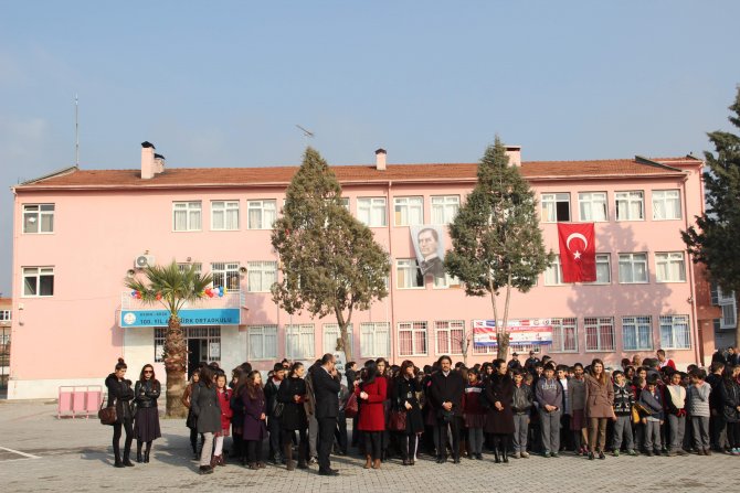 Aydın'da yaklaşık 175 bin öğrenci karne aldı