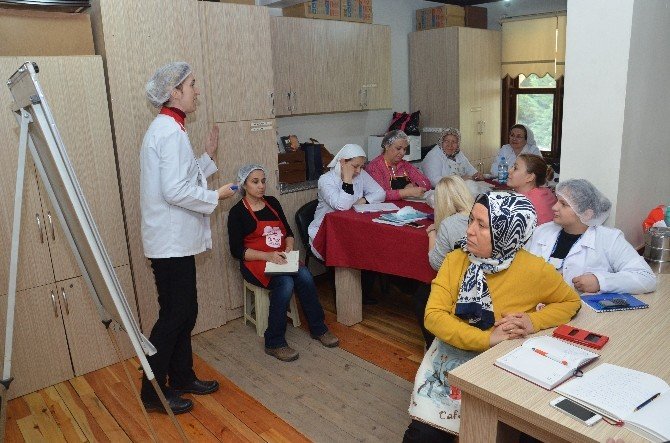 Meslek Edindirme Kursları Yarıyıl Tatilinde