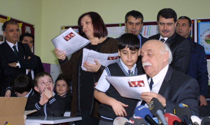 Bakan Avcı'dan velilere: Kötü nottan dolayı çocuklarınıza kızmayın