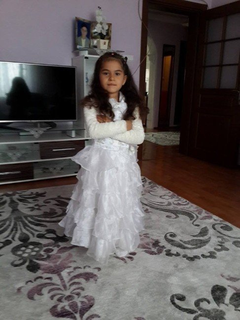 Minik Beyzanur Karnesini Göremedi