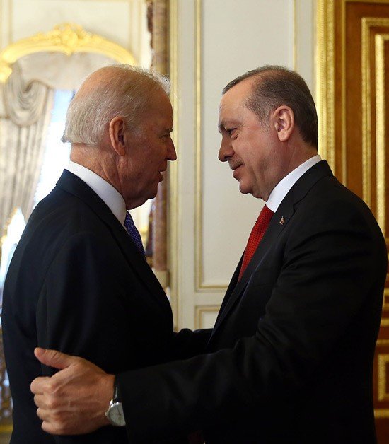 Erdoğan, Biden ile görüşüyor