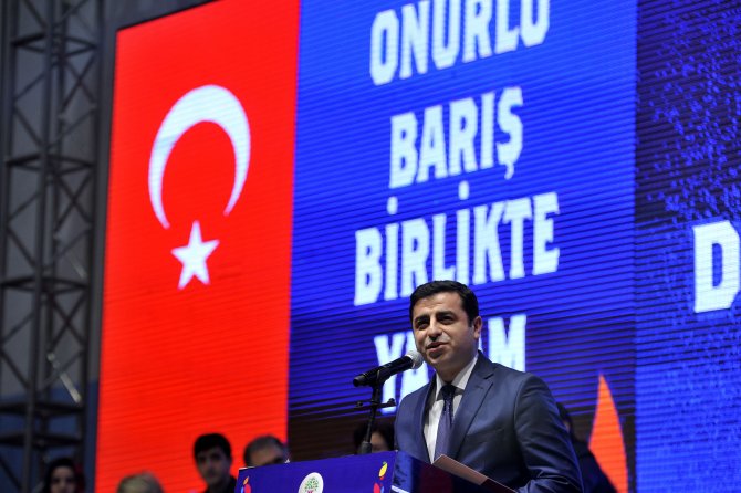 HDP'de eş genel başkanlar ve PM üyeleri belli oldu