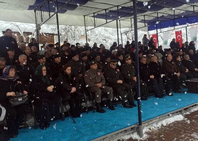 Gaffar Okkan Mezarı Başında Anıldı