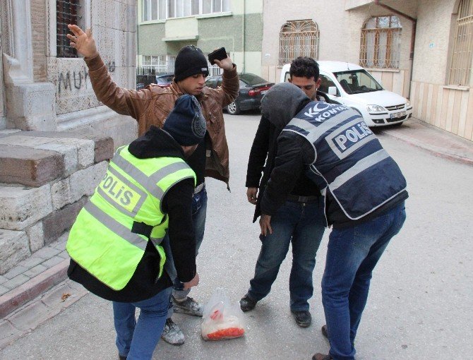 Suriyelilere 250 Polisten Asayiş Uygulaması
