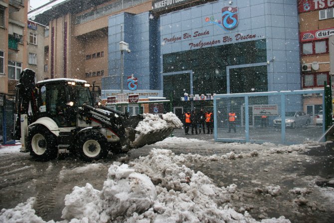 Kar yağışı Trabzonspor - Beşiktaş maçını vurabilir