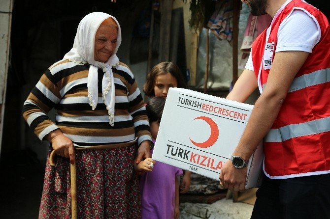 Türk Kızılayı Aşevlerinden Yoksula 3 Milyon 165 Bin Kap Yemek