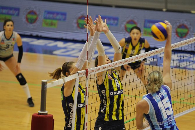Fenerbahçe Grundig: 3 - Sarıyer Belediyesi: 0