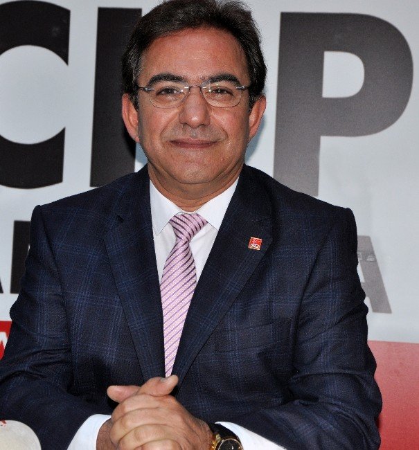 CHP Genel Başkan Yardımcısı Çetin Osman Budak: "Antalya’da 60 Bin Kişi İşsiz Kalacak"