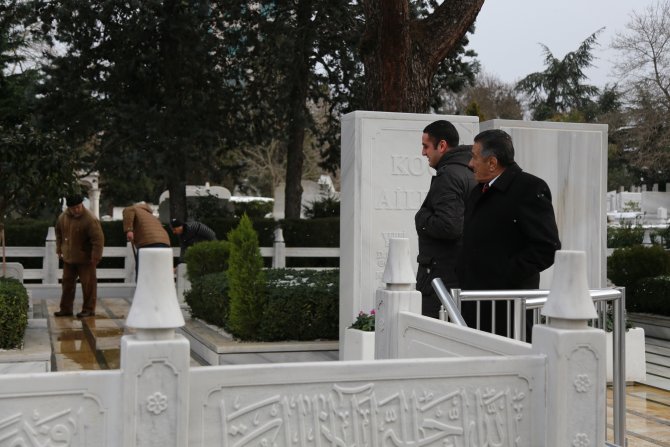 Mustafa Koç’un mezarı boş kalmıyor