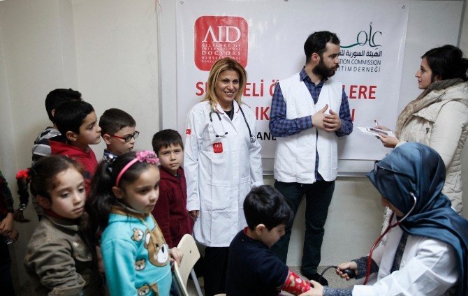 Küçükçekmece Belediyesi’nden Uluslararası Doktorlar Birliği Gönüllülerine Destek