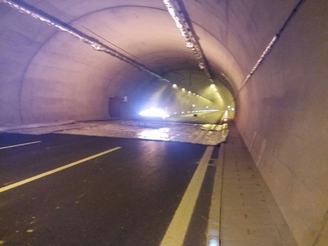 Samanlı Tünelinde Duman Tahliye Testi Yapıldı