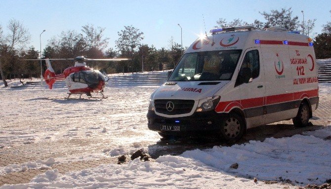 Hastaların İmdadına Ambulans Helikopter Yetişti