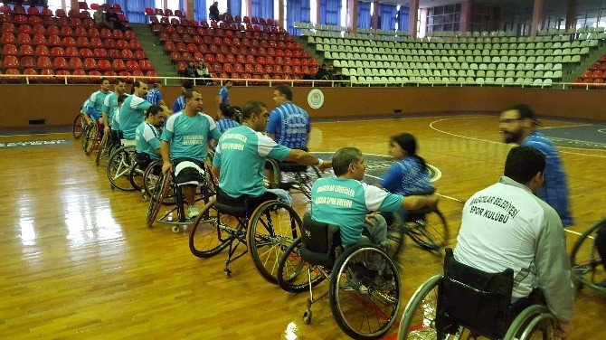 Bağcılarlı Engelli Basketçilerin Hedefi Süper Lig