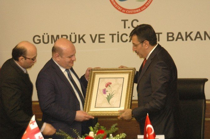Gürcistan İle E-tır Projesi İmzalandı