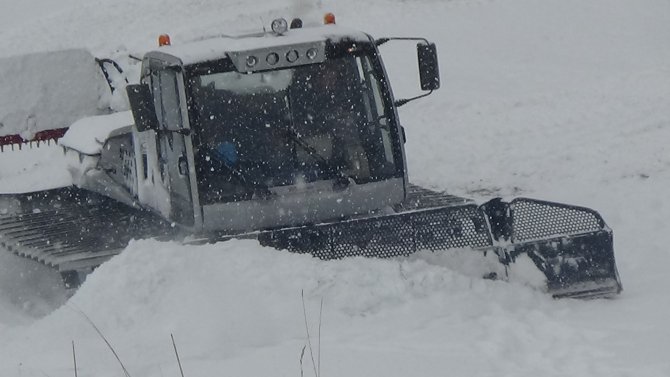 Kars'ta kar ve tipi nedeniyle köylere ulaşım sağlanamıyor