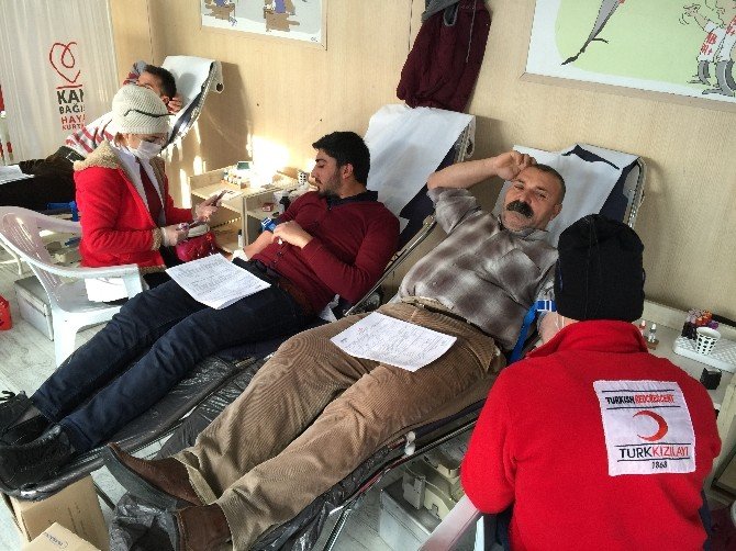 Muradiye’de Kan Bağışı Kampanyası