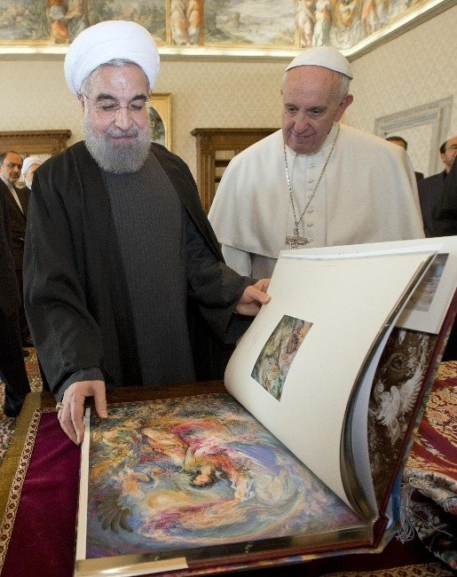 İran Cumhurbaşkanı Ruhani Papa İle Görüştü