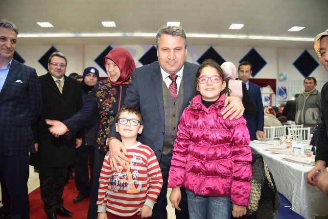 Muradiye Aile Yaşam Merkezi Ve Sosyal Tesisleri Açıldı