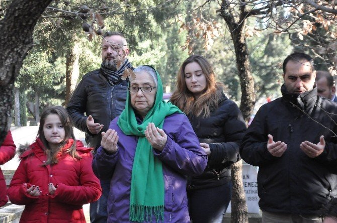 Çanakkale’nin Duayen Gazetecileri Mezarları Başında Anıldı