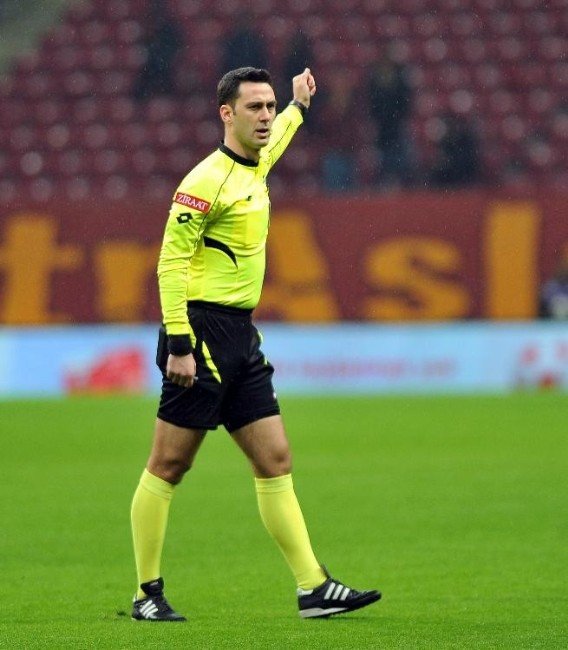 Hakem Mustafa Kürşat Filiz Tarihe Geçti