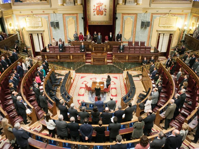 İspanya Meclisi’nde koltuk kavgası