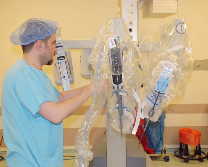 Astronotlar için tasarlanan ‘da Vinci' cerrah robotla ameliyatlar başladı