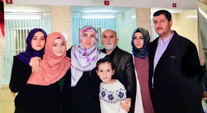 Dört kız annesi, tutuklu ev hanımından Sare Davutoğlu'na mektup
