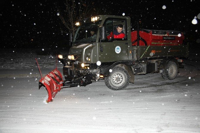 Odunpazarı Belediyesi’ndan Karla Mücadele İçin 400 Kişilik Ekip