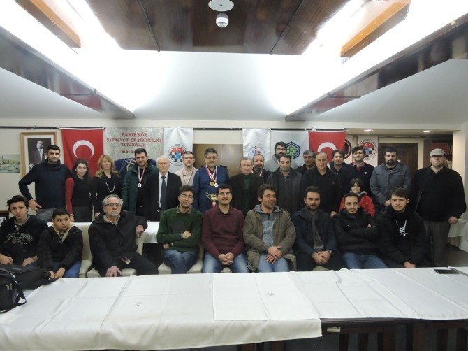 2016 Bakırköy İlçe Satranç Birincisi Cihan Zümrüt oldu