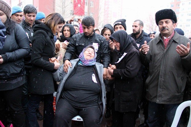 Şehit Astsubay Erdoğan Son Kez Evine Getirildi