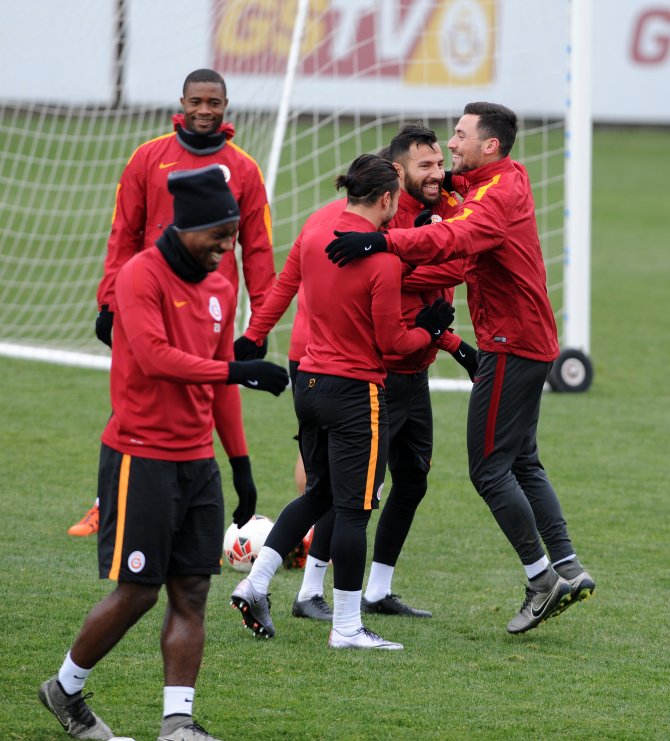 Galatasaray'da kupa mesaisi sürüyor