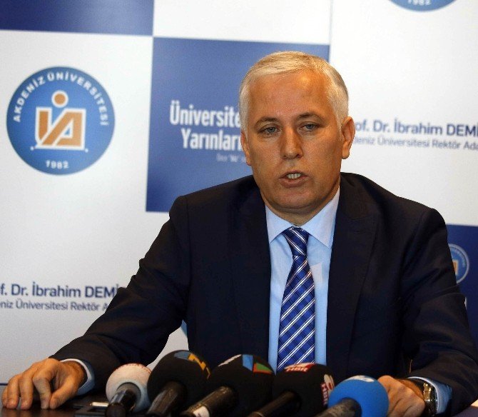 Prof.dr. Demir, AÜ Rektör Adaylığını Açıkladı