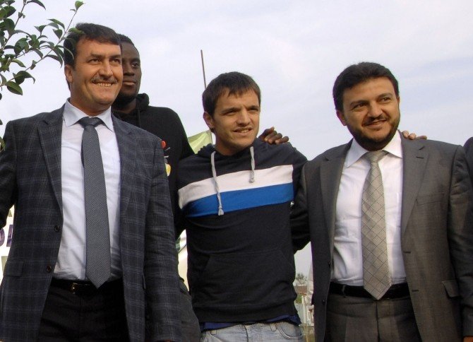 Bursaspor Kulübü Başkanı Ay’dan Battalla Müjdesi