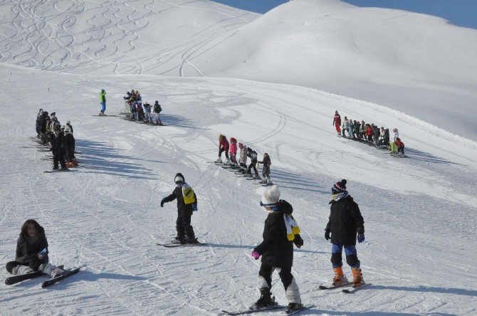 Bitlis’te Kayak Temel Eğitim Kursu