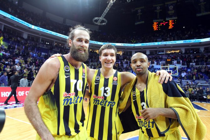 Fenerbahçe, Zedevita Zagreb'i 86-73 yenerek 5'te 5 yaptı