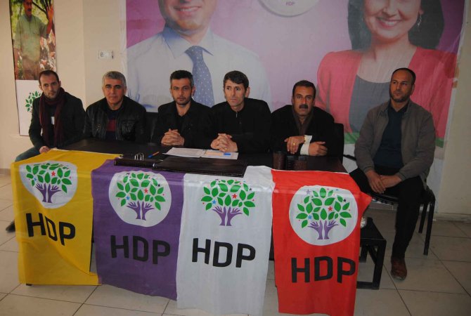 Hakkari'de HDP ve DBP'den 'Hakkari'nin taşınmasına' ortak tepki