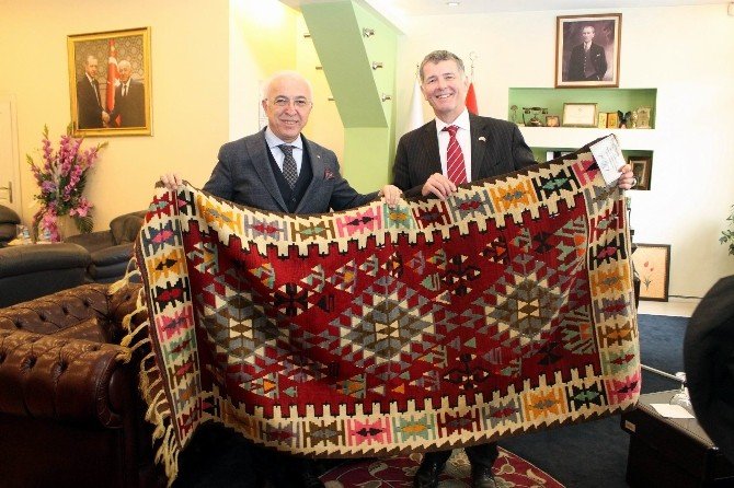 İngiltere Büyükelçisi Moore, KTO’yu Ziyaret Etti